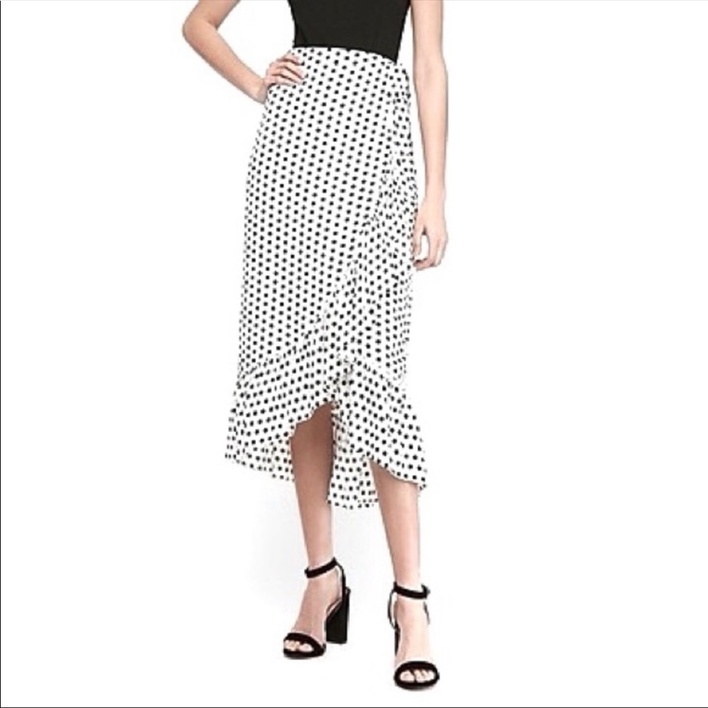Express | Wrap Midi Skirt